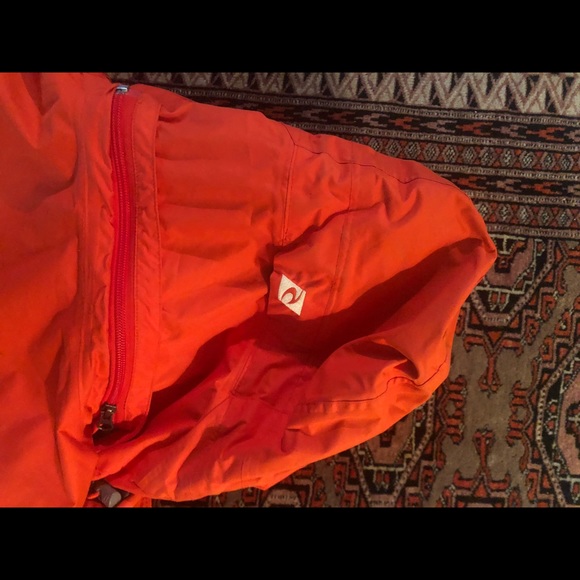 Rip Curl Snowboarding Jacket - Picture 4 of 4